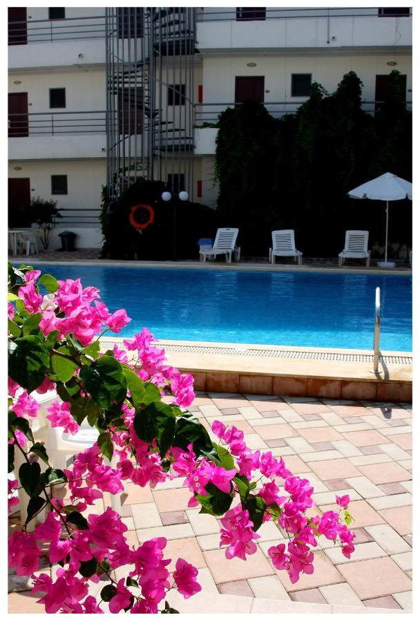 Santa Marina Hotel Apartments Cidade de Kos Exterior foto